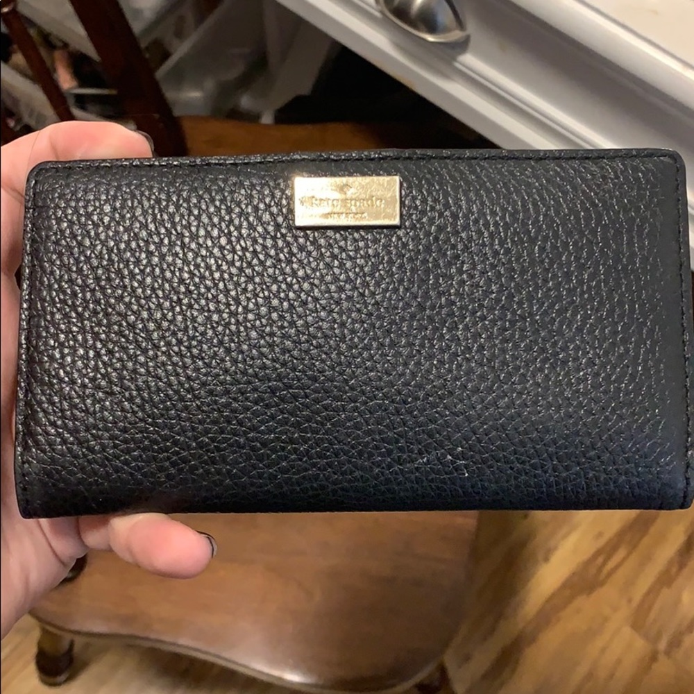 Black Kate Spade wallet